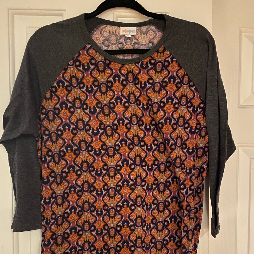 LuLaRoe Raglan Baseball Tee